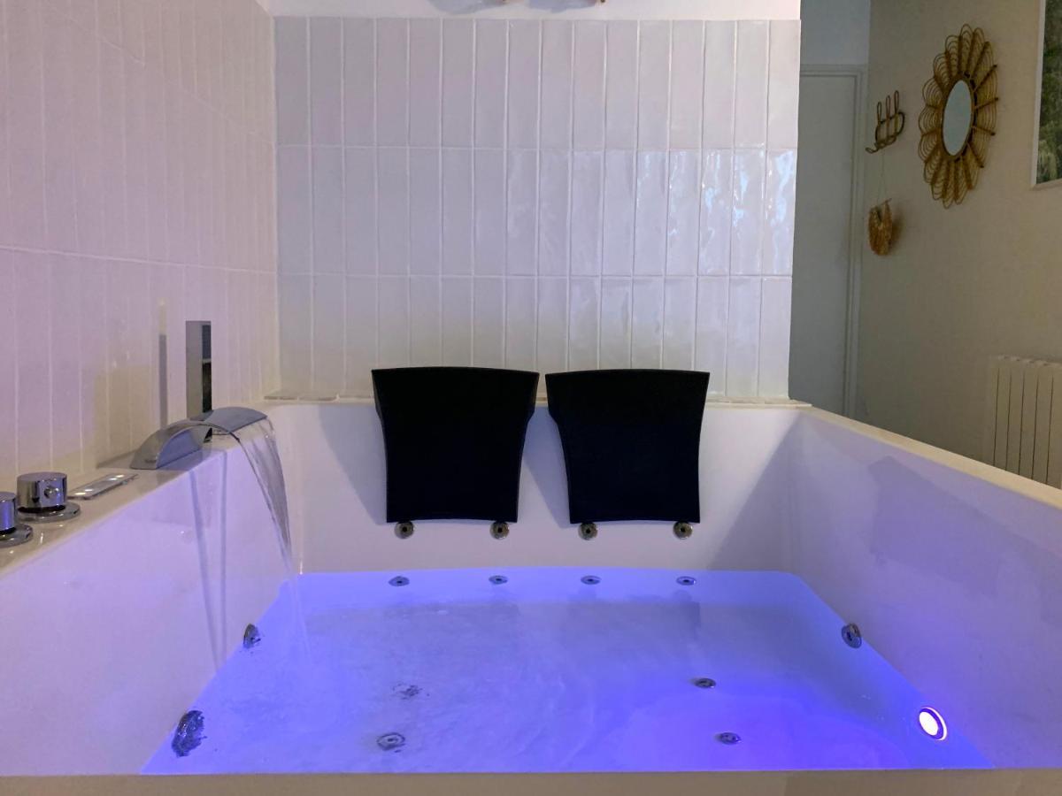 Bali Serenity Balneo Et Lit Rond Lagnieu Экстерьер фото